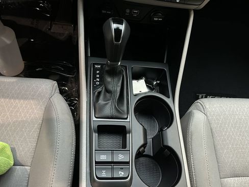 Used 2018 Hyundai Tucson Value AWD/4WD image 25