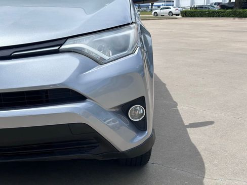 Used 2016 Toyota RAV4 XLE FWD image 8