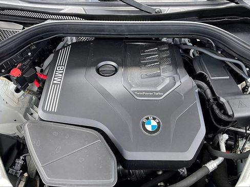 Certified 2025 BMW X4 xDrive30i w/ Convenience Package AWD/4WD image 31
