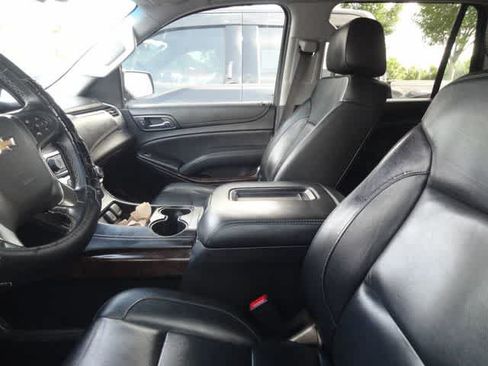 Used 2017 Chevrolet Tahoe LT AWD/4WD image 7