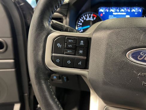 Used 2023 Ford Expedition XLT AWD/4WD image 13