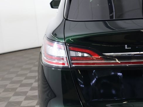 Used 2021 Lincoln Nautilus Reserve image 18