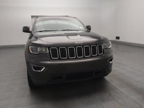 Used 2019 Jeep Grand Cherokee Laredo AWD/4WD image 14