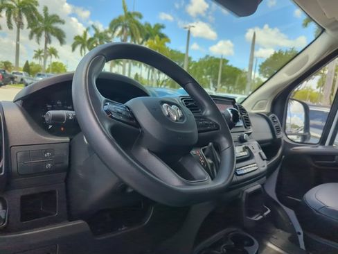 Used 2023 RAM ProMaster 2500 FWD image 28