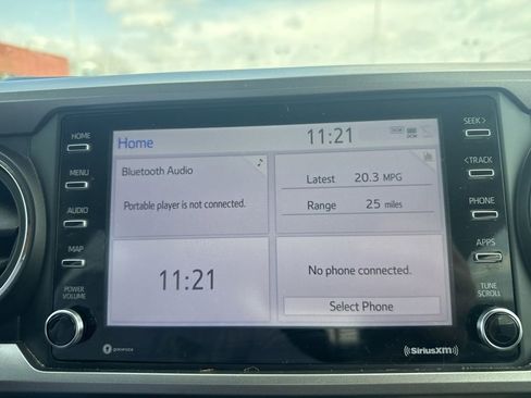 Used 2022 Toyota Tacoma SR5 w/ Technology Package image 27