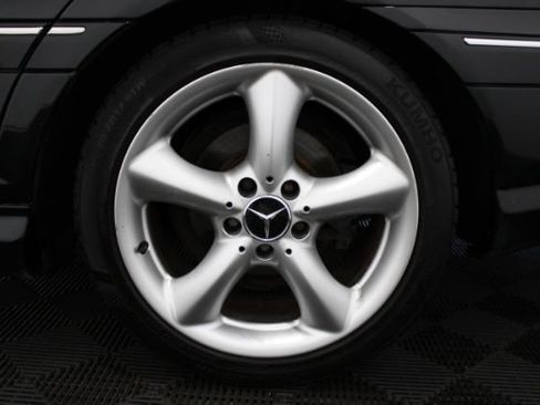 Used 2005 Mercedes-Benz C 230 Sedan image 10