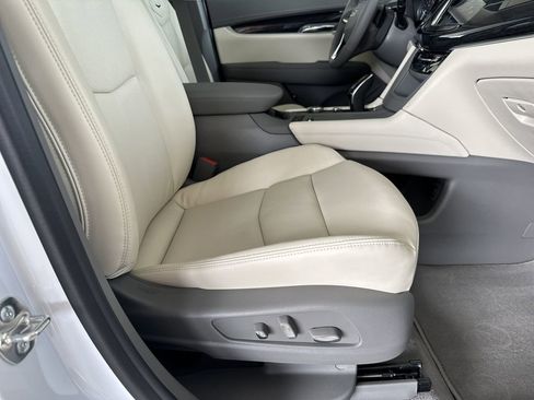 New 2025 Cadillac XT6 Premium Luxury w/ Technology Package image 42