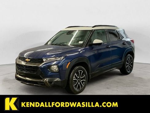 Used 2023 Chevrolet TrailBlazer ACTIV w/ Sun and Liftgate Package AWD/4WD image 1