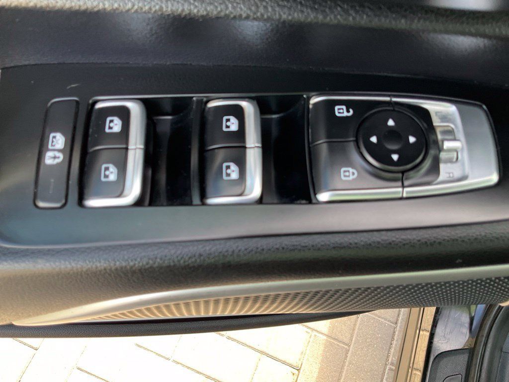 Used 2021 Kia Telluride LX AWD/4WD image 28
