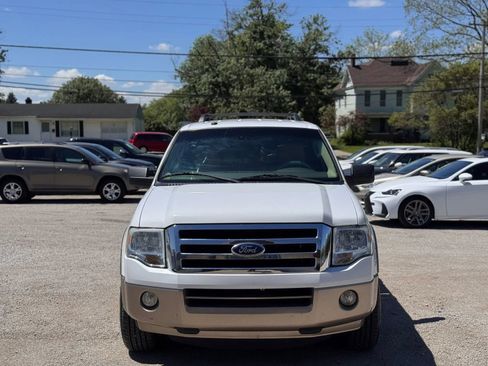 Used 2011 Ford Expedition XLT w/ 201A Rapid Spec Order Code RWD image 2