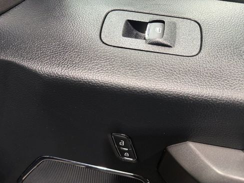 Used 2020 Ford F150 Platinum w/ Technology Package AWD/4WD image 13