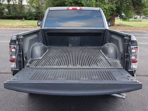 Used 2018 RAM 1500 Express image 14