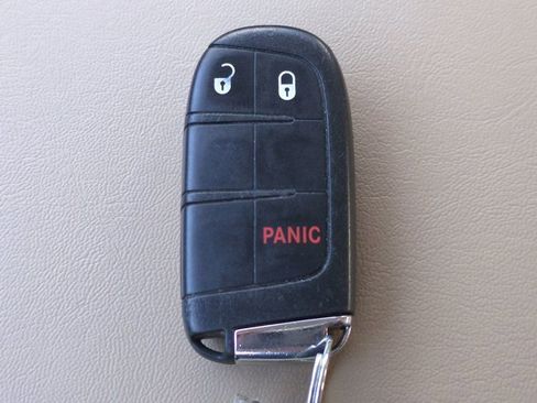 Used 2018 Jeep Compass Sport w/ Tech Group image 26