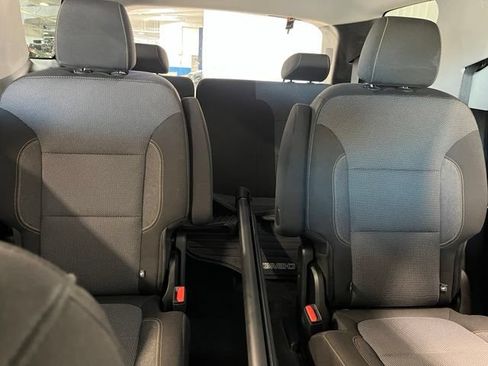 Used 2019 Chevrolet Traverse LT AWD/4WD image 12