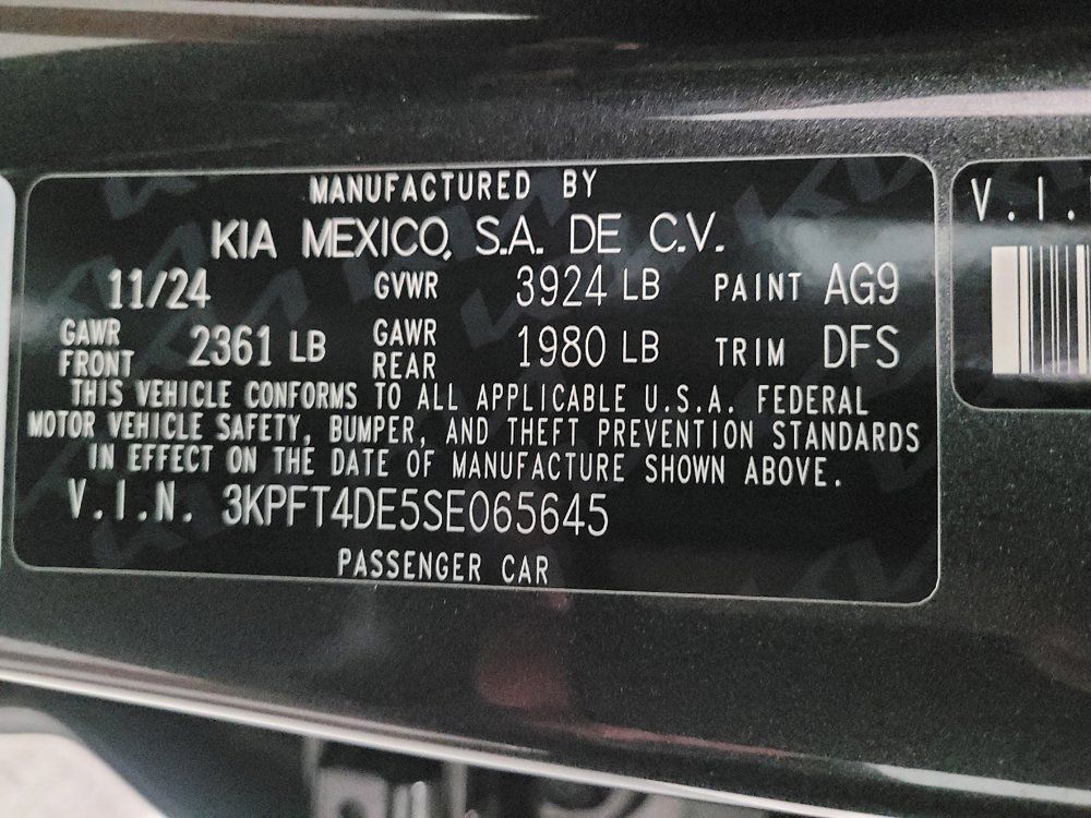 Used 2025 Kia K4 FWD image 33