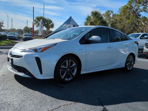 Used 2020 Toyota Prius XLE image 1