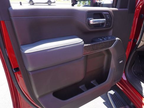 Used 2022 GMC Sierra 3500 Denali AWD/4WD image 16