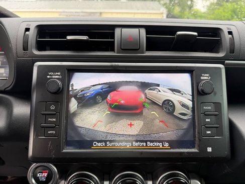 Used 2023 Toyota GR86 Premium w/ ALL Weather Mat Package (TMS) RWD image 14