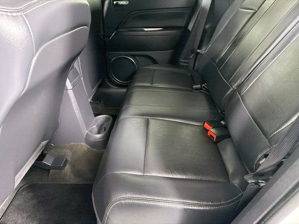 Used 2016 Jeep Compass High Altitude AWD/4WD image 18
