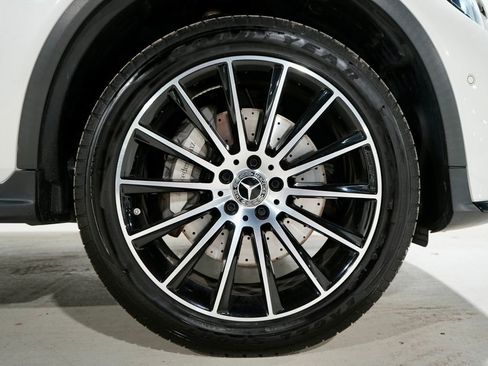 Used 2018 Mercedes-Benz GLC 300 4MATIC Coupe image 35