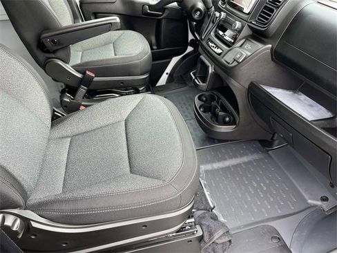 Used 2025 RAM ProMaster 2500 w/ Storage Group image 19