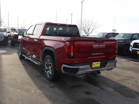 Certified 2024 GMC Sierra 1500 SLT w/ SLT Premium Package image 5