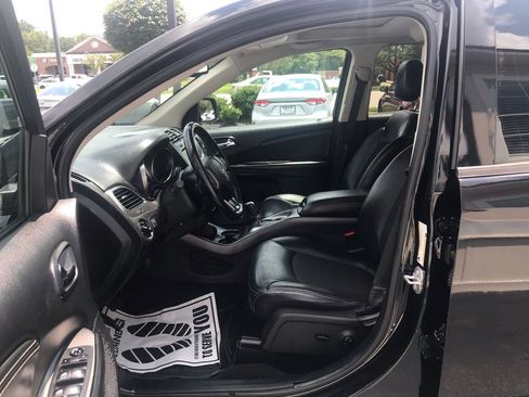 Used 2020 Dodge Journey Crossroad FWD image 10