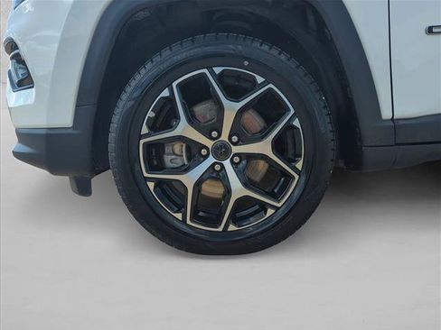 Used 2025 Jeep Compass Limited AWD/4WD image 23