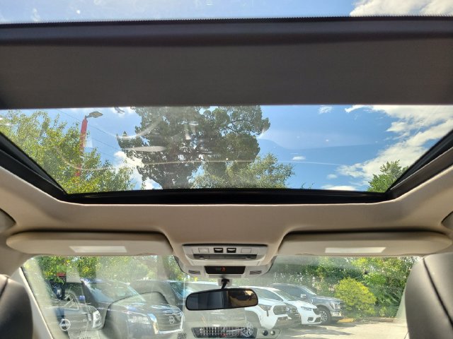Certified 2026 Nissan Rogue Dark Armor AWD/4WD image 18