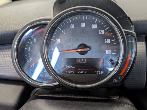 Used 2020 MINI Cooper 4-Door Hardtop w/ Storage Package image 17