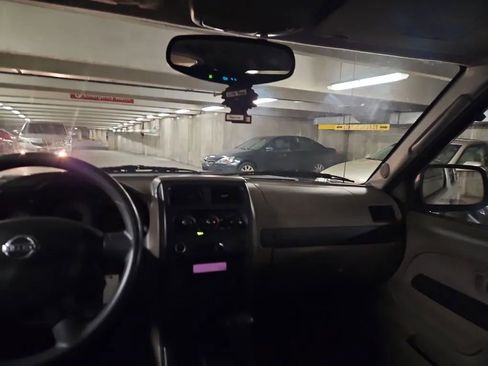 Used 2004 Nissan Xterra XE image 15