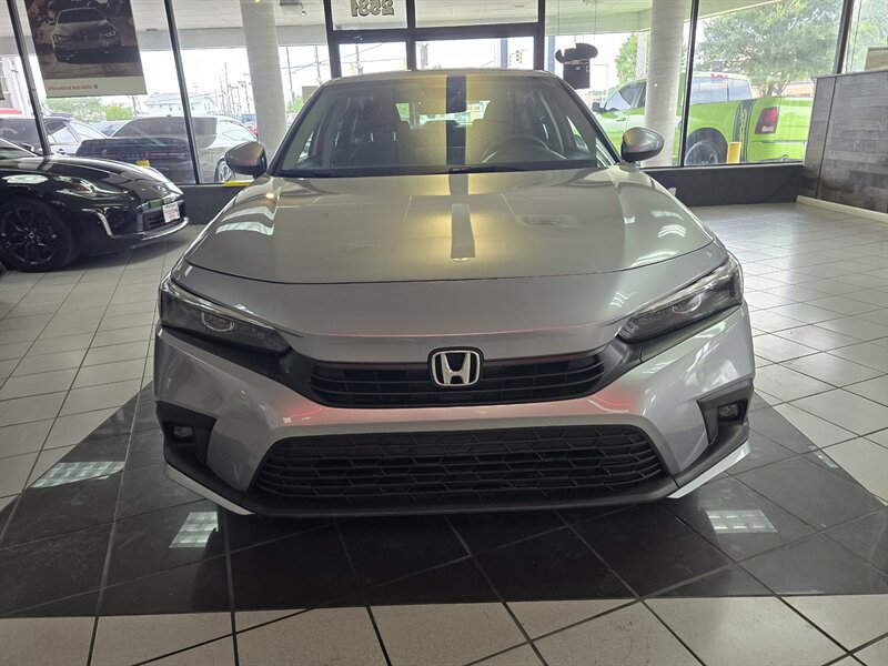 Used 2025 Honda Civic LX image 2