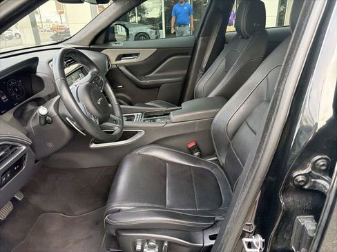 Used 2020 Jaguar F-PACE S image 6