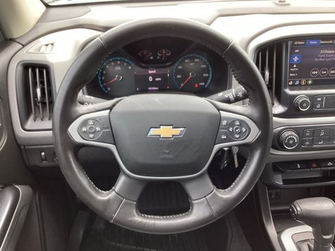 Used 2019 Chevrolet Colorado LT w/ LT Convenience Package RWD image 17
