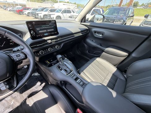 Certified 2024 Honda HR-V EX-L image 26