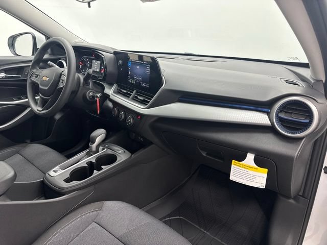 New 2026 Chevrolet Trax LS w/ LS Convenience Package FWD image 26