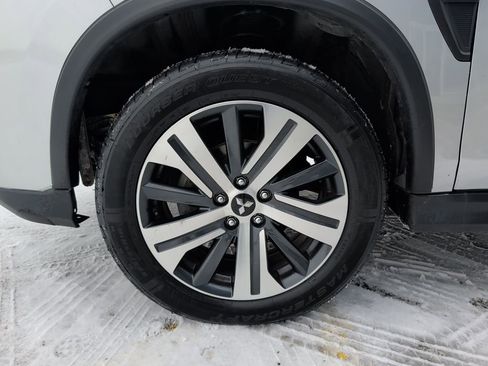 Used 2021 Mitsubishi Outlander Sport ES image 4