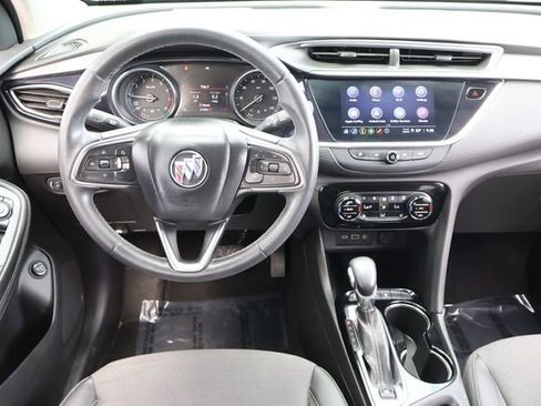 Used 2022 Buick Encore GX Select w/ Sport Touring Package FWD image 17
