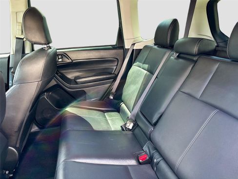 Used 2017 Subaru Forester 2.5i Touring image 27
