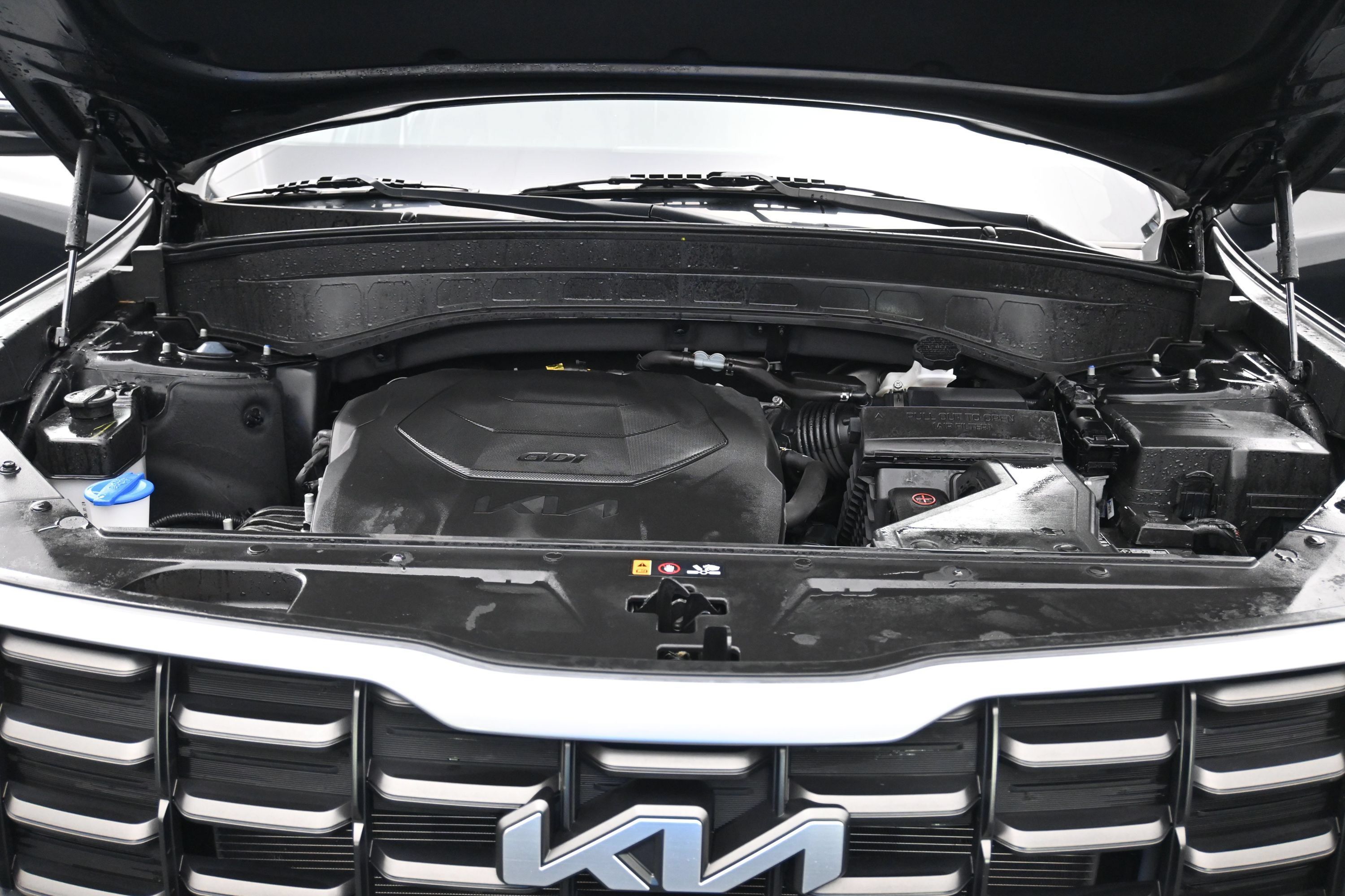 Used 2025 Kia Telluride S FWD image 23
