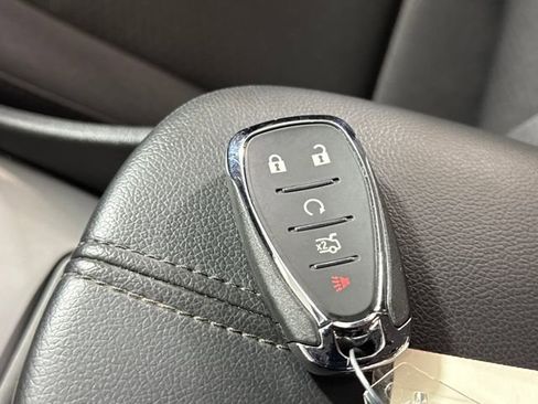 Used 2024 Chevrolet Malibu LT FWD image 40