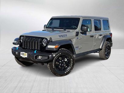 Used 2023 Jeep Wrangler Unlimited w/ 8.4" Radio Group