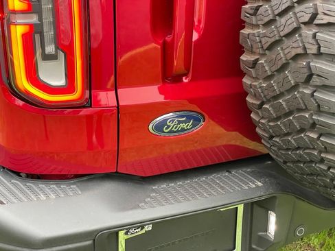 Used 2021 Ford Bronco First Edition AWD/4WD image 28