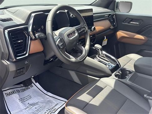 New 2025 GMC Canyon AT4 image 11