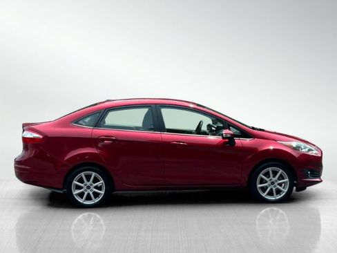 Used 2014 Ford Fiesta SE w/ Equipment Group 201B FWD image 3