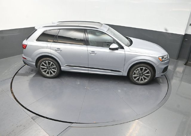 Used 2022 Audi Q7 2.0T Premium Plus w/ Premium Plus Package AWD/4WD image 30