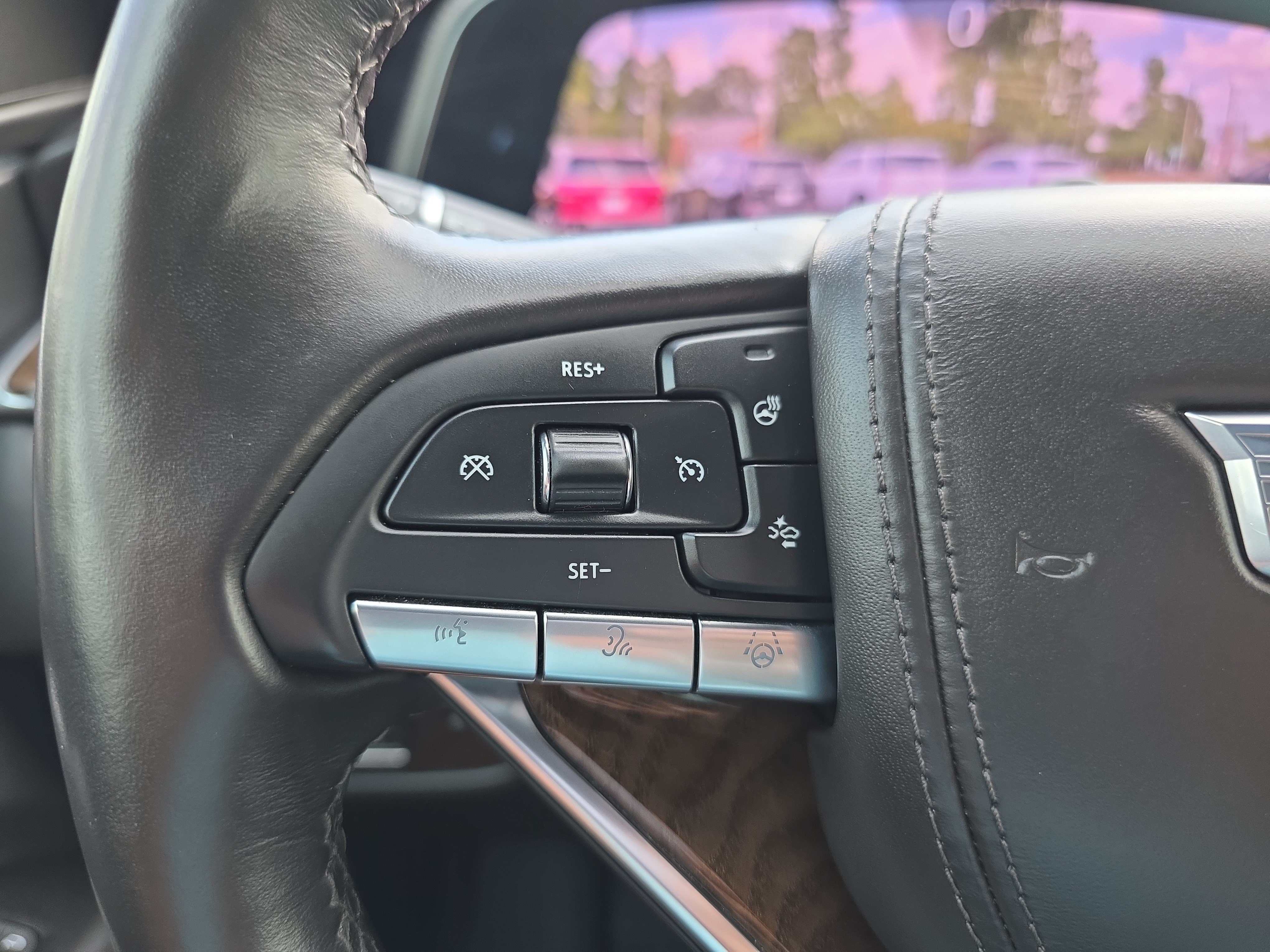 Used 2024 Cadillac Escalade Sport Platinum AWD/4WD image 21