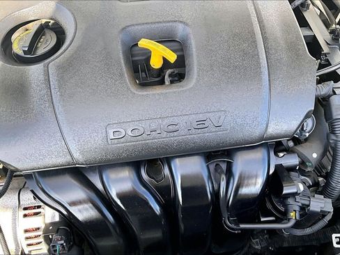 Used 2019 Kia Forte Sedan image 32