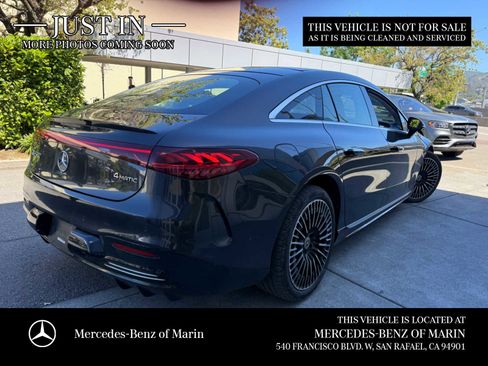 Used 2022 Mercedes-Benz EQS 580 4MATIC Sedan image 5