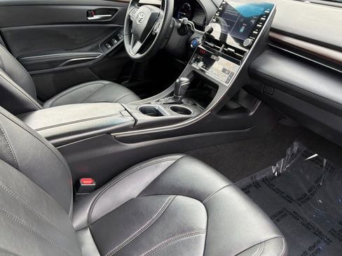 Used 2021 Toyota Avalon XLE w/ Carpet Mat Package (TMS) image 31